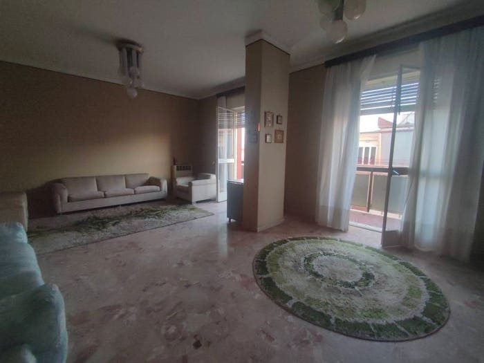 Appartamento con 6 locali in vendita in Via Gian Battista Nicolosi, Paternò