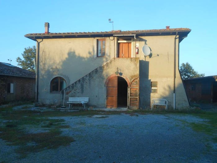 Casa con 6 locali in vendita in Via La Luna, Laterina Pergine Valdarno
