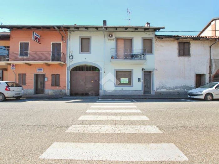 Casa trilocale in vendita in Corso Repubblica, Borgo d'Ale
