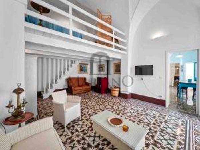 Casa quadrilocale in vendita in Giuliano, Castrignano del Capo