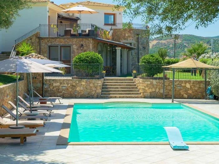 Casa con 6 locali in vendita in Via Martiri delle Foibe, Ozieri