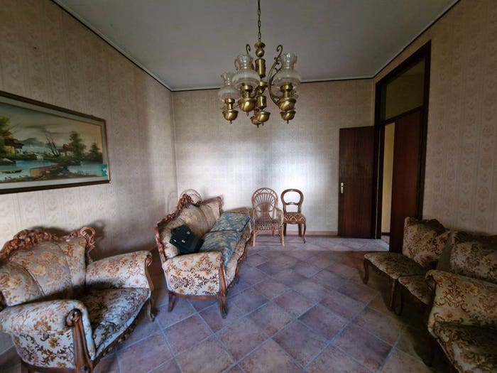 Casa con 6 locali in vendita in Sabbioneta