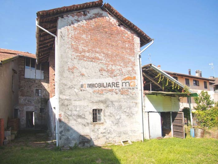 Casa quadrilocale in vendita in Centro, Romagnano Sesia