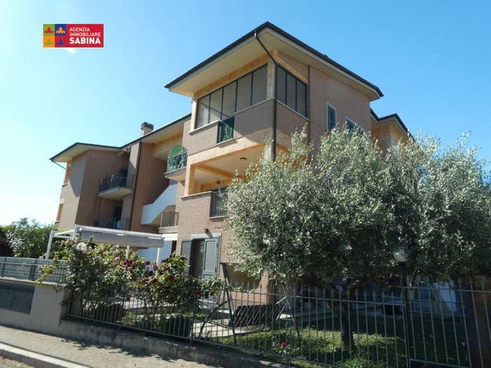 Appartamento bilocale in vendita in Località Borgo Sant'Antonio, Poggio Mirteto