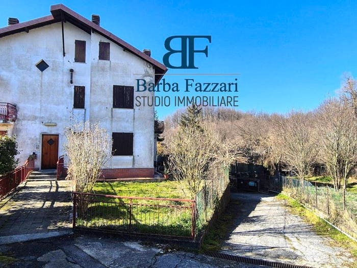 Appartamento trilocale in vendita in Via Carpeneta, Carpeneta, Casella