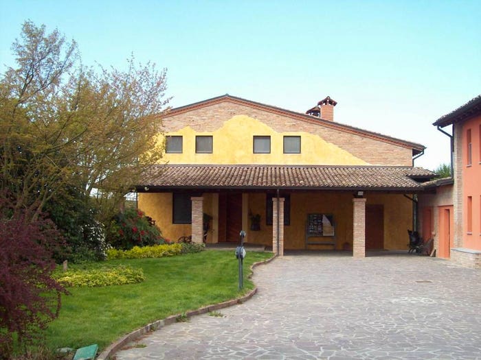 Casa con 6 locali in vendita in Strada Della Poltronara, San Secondo Parmense