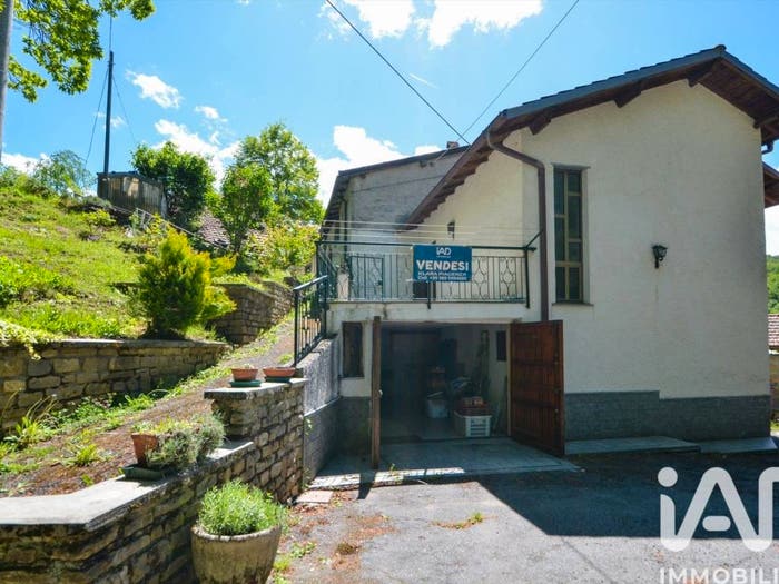 Casa quadrilocale in vendita in Località  Borgata Riofreddo, Murialdo