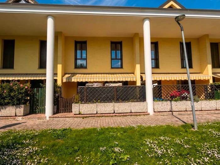 Casa quadrilocale in vendita in Via Antonio Gramsci, Centro, Camponogara