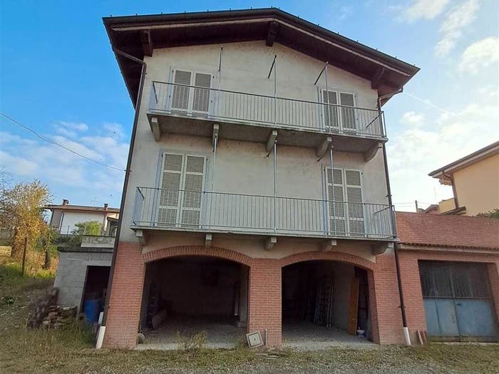 Casa con 5 locali in vendita in Centro, Pianello Val Tidone