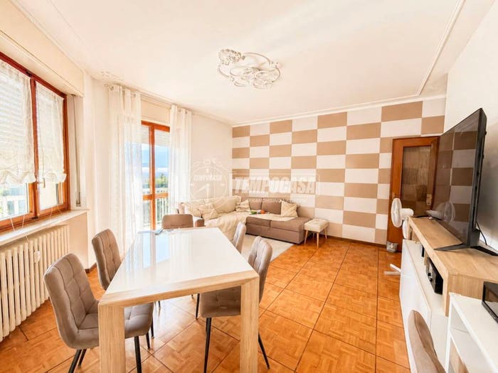 Appartamento quadrilocale in vendita in Via Liguria, Masarone, Biella