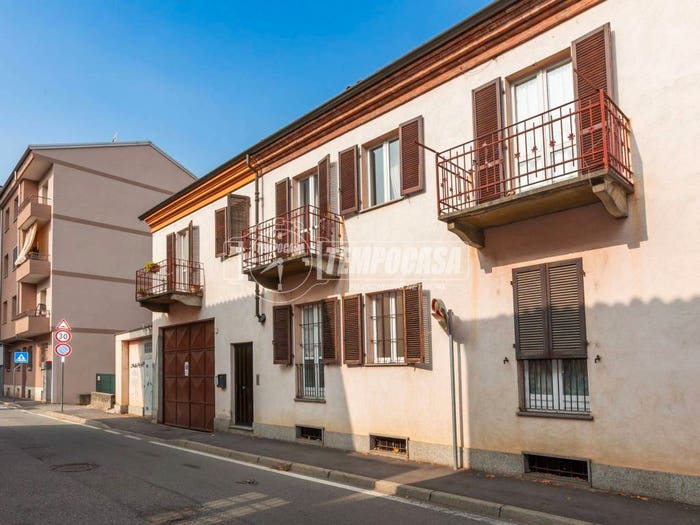 Appartamento con 5 locali in vendita in Via BERRUTI, Centro, Chivasso
