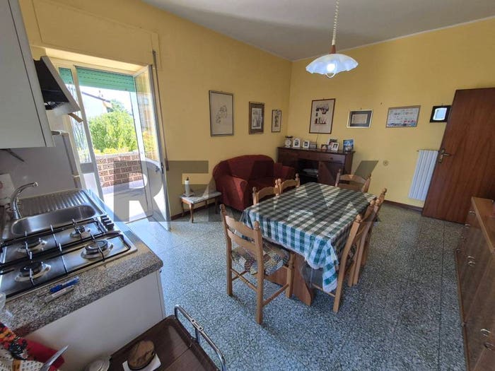 Casa con 6 locali in vendita in Contrada Fonte del Poggio, Poggiofiorito