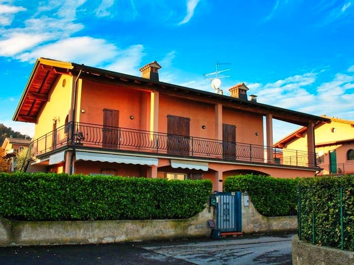Appartamento con 6 locali in vendita in via Vespucci, Centro, Padenghe sul Garda