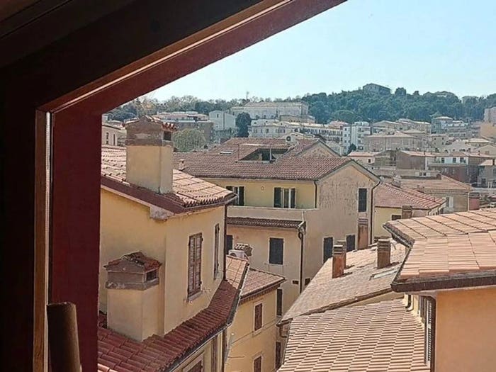 Appartamento con 5 locali in vendita in Piazza Del Plebiscito, Centro Storico, Ancona