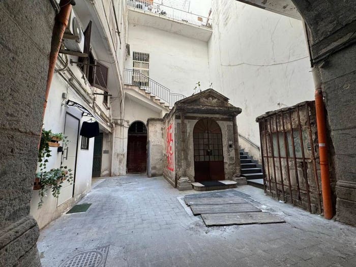 Appartamento bilocale in vendita in Via Giovanni Paladino, Centro Storico, Napoli