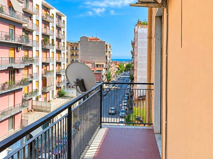 Appartamento trilocale in vendita in Via Ammiraglio Caracciolo, Rapisardi, Catania