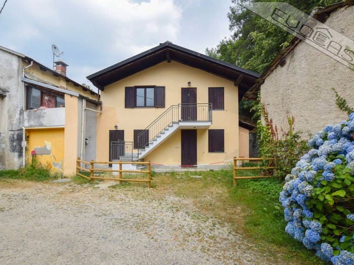 Casa con 5 locali in vendita in Via Oliva, Lusernetta