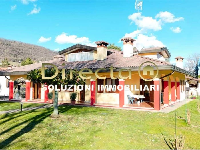 Casa con 6 locali in vendita in VIA BRANDOLINI, Centro, Pieve di Soligo