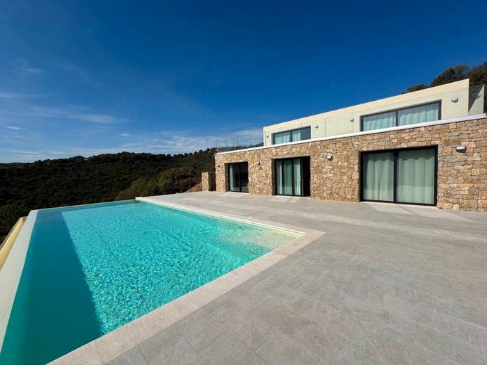 Casa con 6 locali in vendita in Via Sole Ruiu Porto Rotondo, San Giovanni Sole Ruiu, Olbia