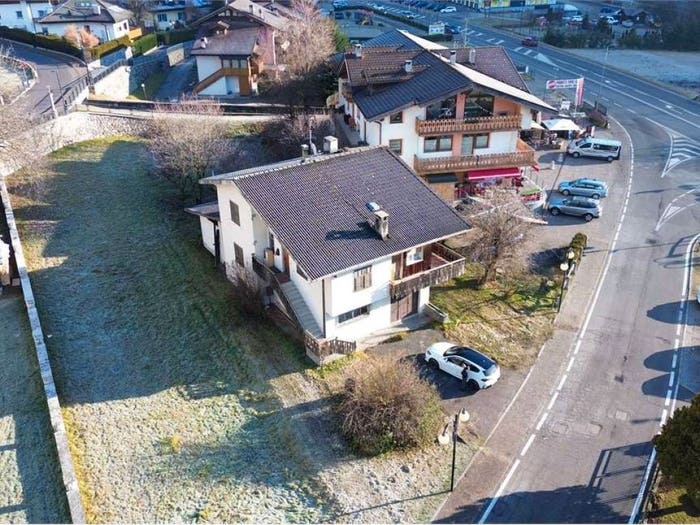 Casa con 6 locali in vendita in Monclassico, Dimaro Folgarida