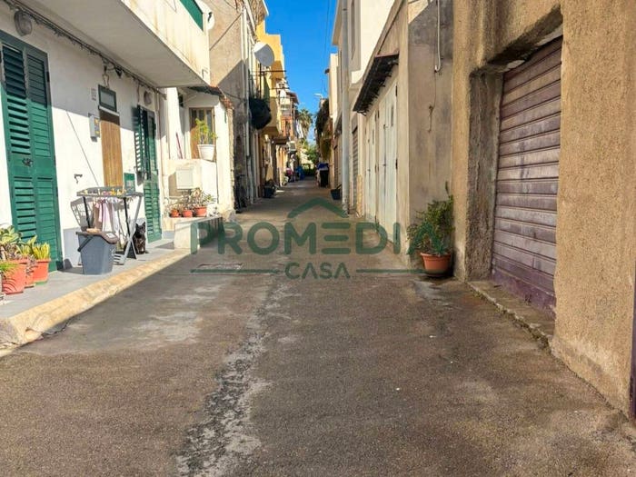 Appartamento bilocale in vendita in Vico Bozzo, Villaggio Pace, Messina