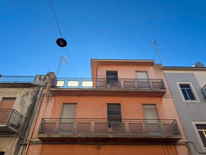 Appartamento quadrilocale in vendita in Via Cavour, Modica Alta, Modica
