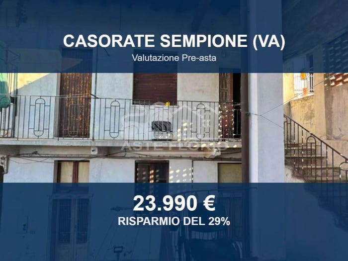 Appartamento con 5 locali in vendita in Vicolo dei Romani, Casorate Sempione