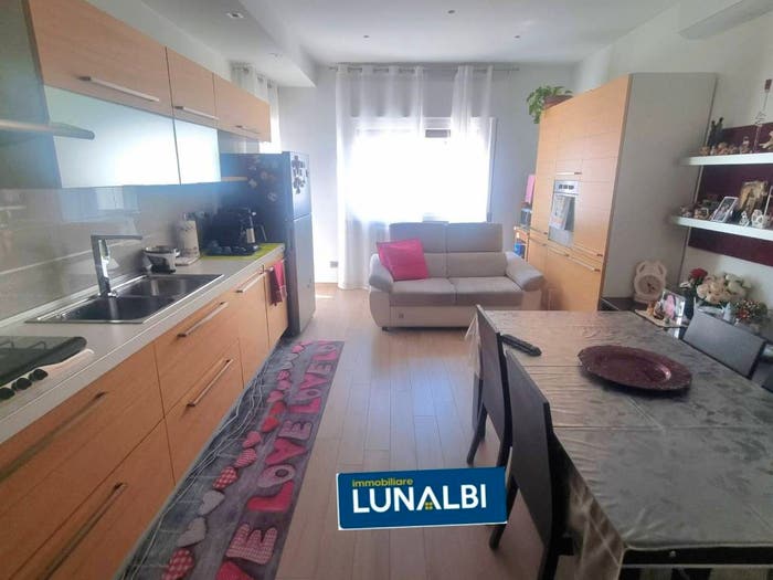 Appartamento trilocale in vendita in Via Montescaglioso, Centro, Matera