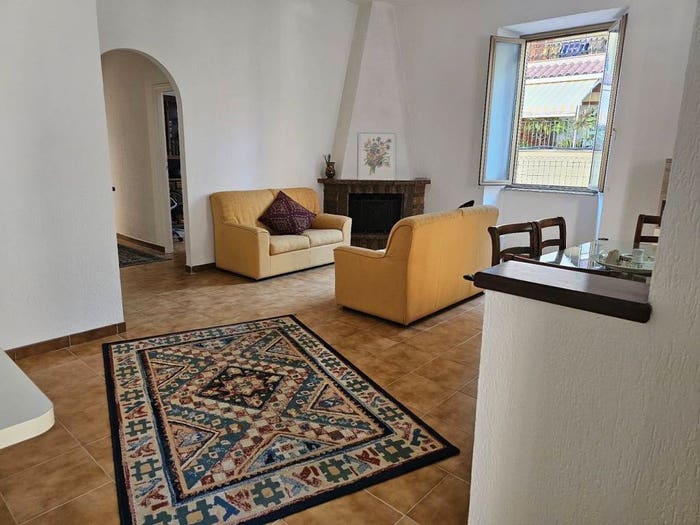 Appartamento quadrilocale in vendita in Via Palermo, Centro, Ladispoli