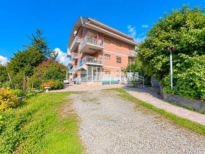 Appartamento con 5 locali in vendita in Via San Pietro, San Pietro, Coassolo Torinese