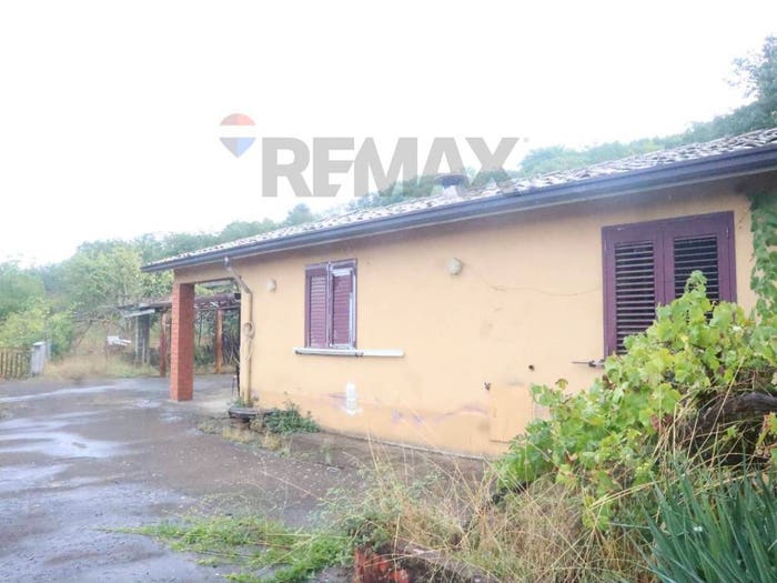 Casa trilocale in vendita in Via Filippo Turati, Centro, Randazzo