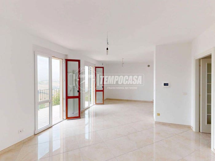 Appartamento trilocale in vendita in Via ADRIATICA A, Capodarco, Fermo