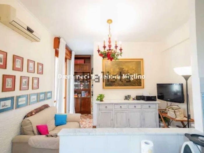 Appartamento con 6 locali in vendita in via Jacini, Sestri Ponente, Genova