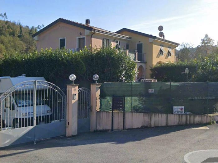Appartamento trilocale in vendita in Via Durasca a, Piano Di Follo, Follo