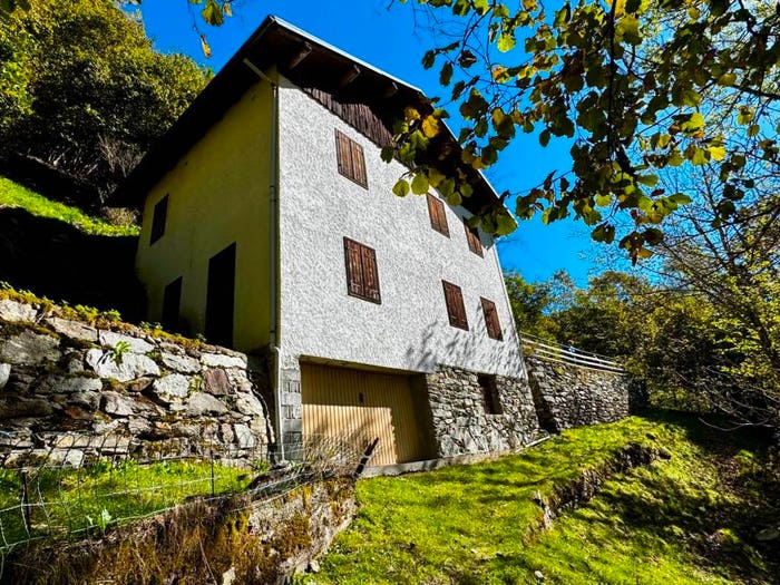 Casa con 6 locali in vendita in Località Fobello, Centro, Fobello