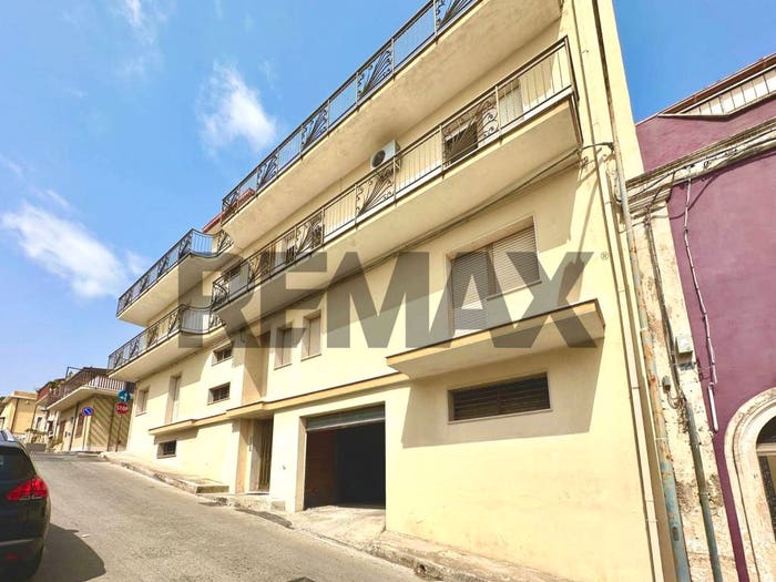 Casa con 5 locali in vendita in via carducci, Canicattini Bagni