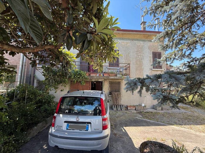 Casa con 5 locali in vendita in Via Circonvallazione, Centro, Argenta