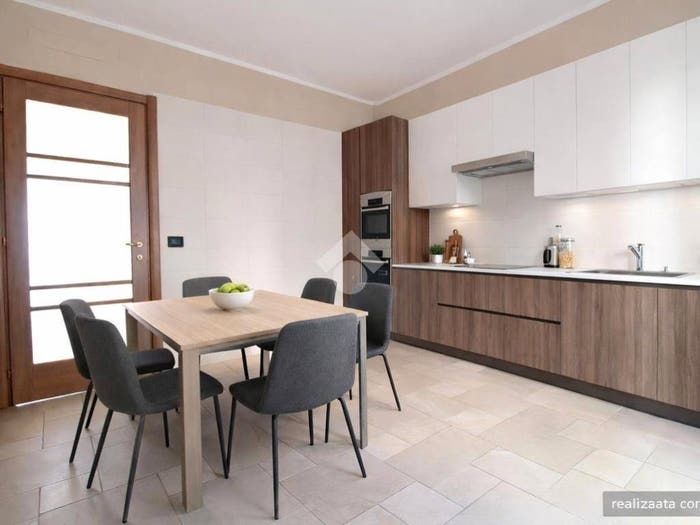 Appartamento trilocale in vendita in Via Trieste, Montalto Uffugo