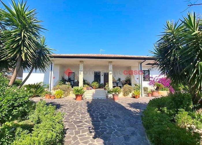 Casa quadrilocale in vendita in Via Trigno, Campo di Carne Pantanelle, Aprilia
