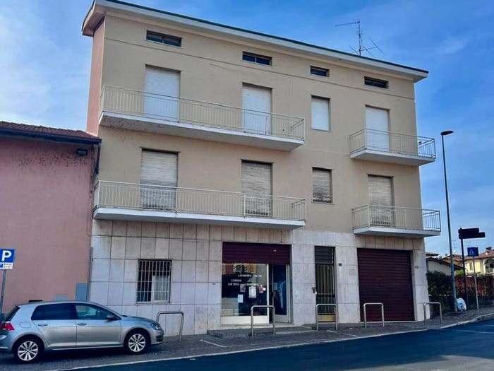 Casa con 6 locali in vendita in Via Risorgimento, Calcinato