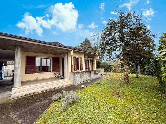 Casa con 6 locali in vendita in Via Levà di Sopra, Levà Di Sopra, Gazzo Veronese