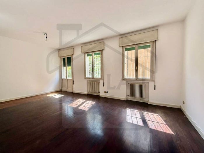 Appartamento quadrilocale in vendita in Via Paolo Camillo Thaon di Revel, Città Giardino, Padova