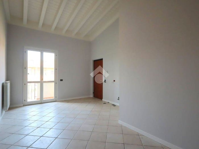 Appartamento trilocale in vendita in Via xxv aprile, Centro, Montirone