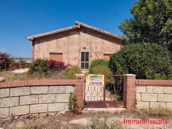 Casa con 6 locali in vendita in Via Sant'AlessandriaRosoliniModica No Number, Cannizzara, Modica
