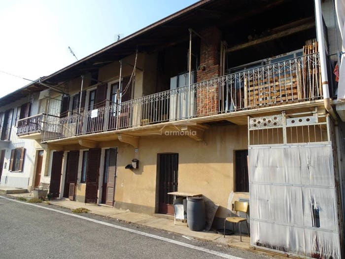 Casa quadrilocale in vendita in Via Grange, Fiano