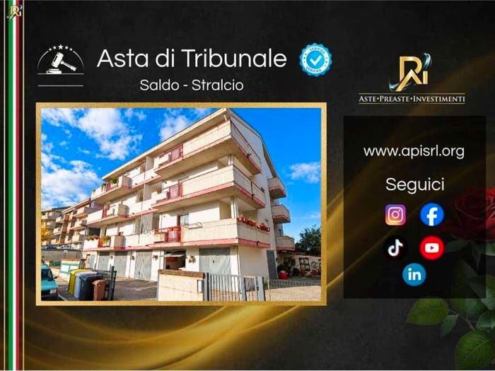 Appartamento con 5 locali in vendita in Via Fonte Canale, Atri