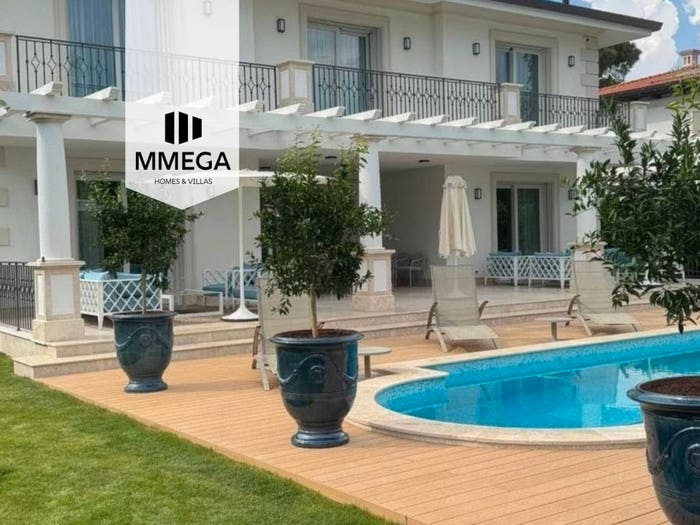 Casa con 6 locali in vendita in Via Roma Imperiale, Roma Imperiale, Forte dei Marmi
