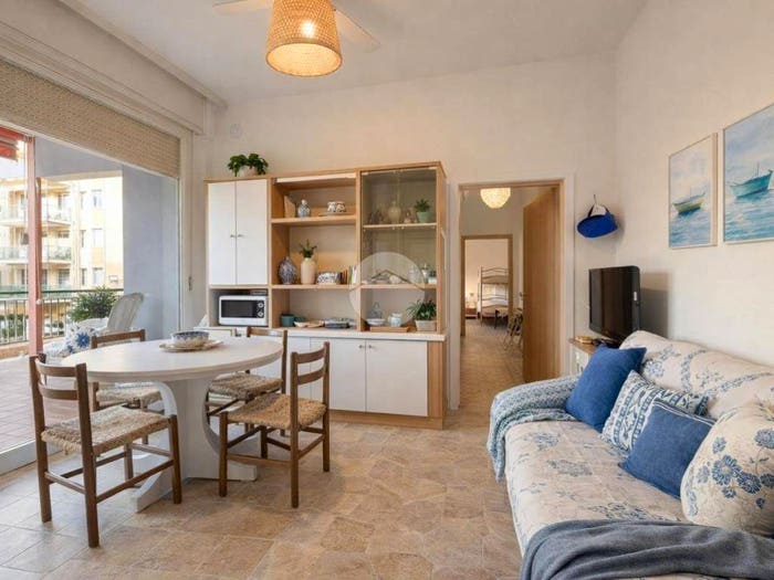 Appartamento trilocale in vendita in Viale tritone, Pinarella, Cervia