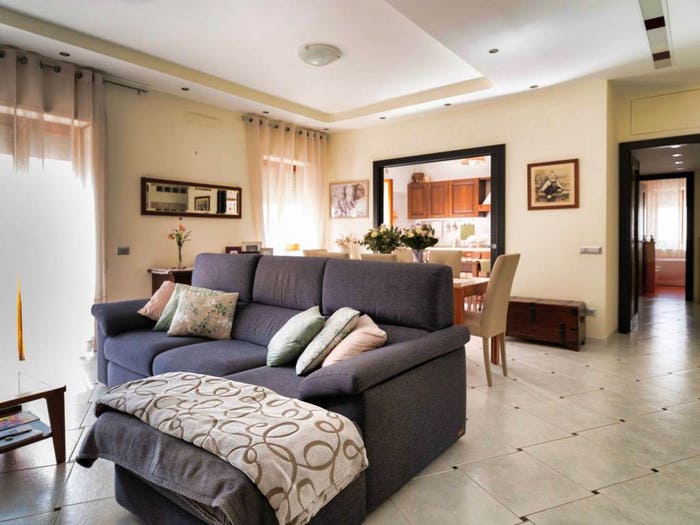 Appartamento trilocale in vendita in Via Gian Lorenzo Bernini, Centro, Cisterna di Latina