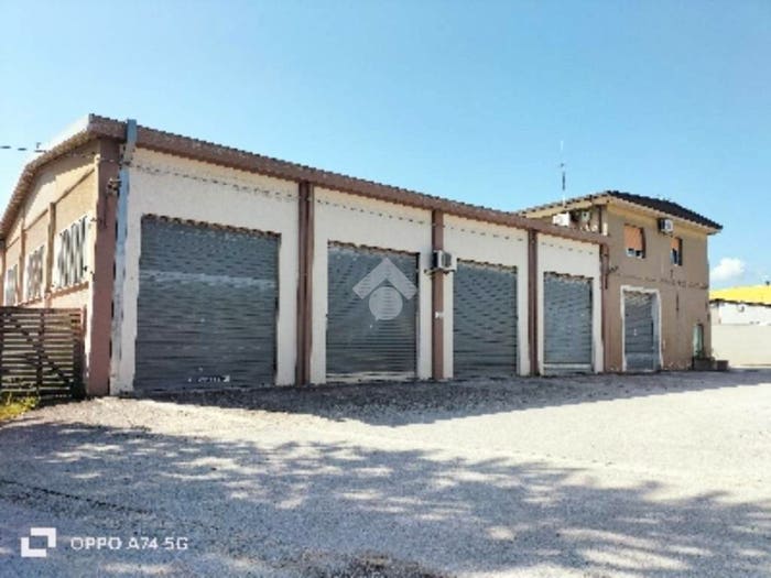 Appartamento quadrilocale in vendita in Via B Buozzi, Centro, Fabriano